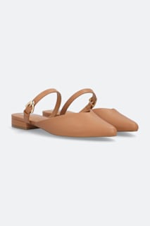 Makcee Leather Flat
