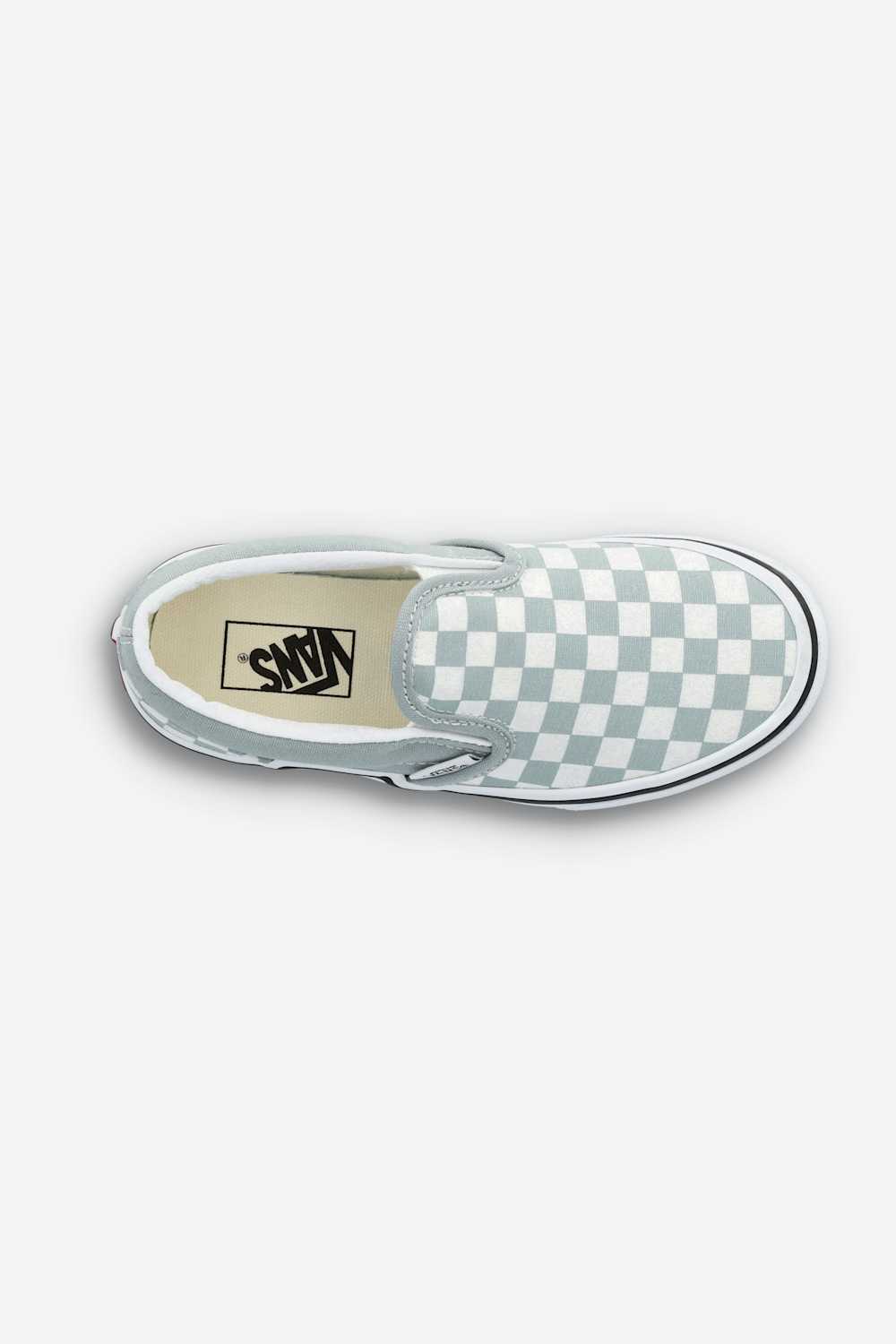 T Classic Slip On