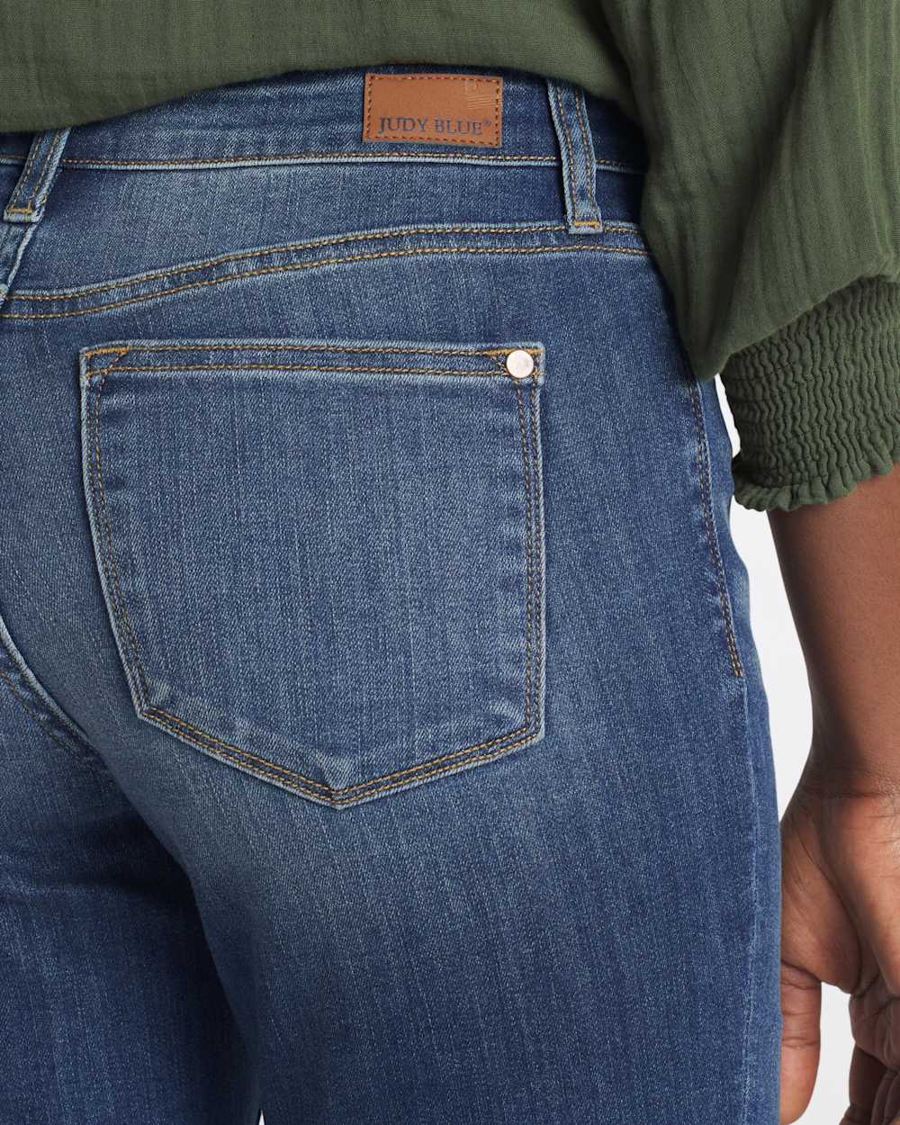Anya Mid Rise Straight Leg Jean