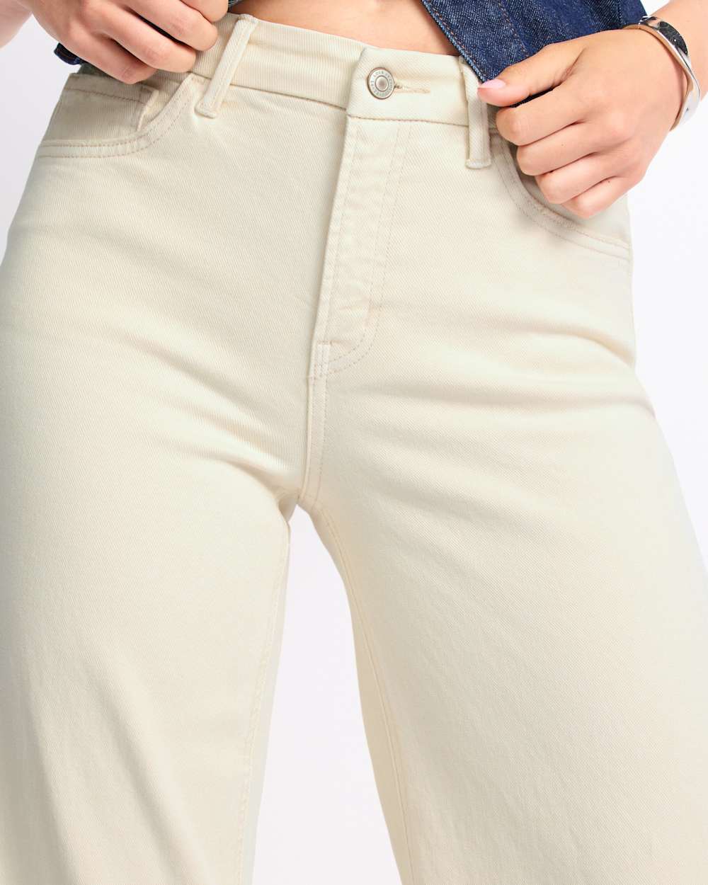 High Rise Raw Hem Ankle Wide Jean