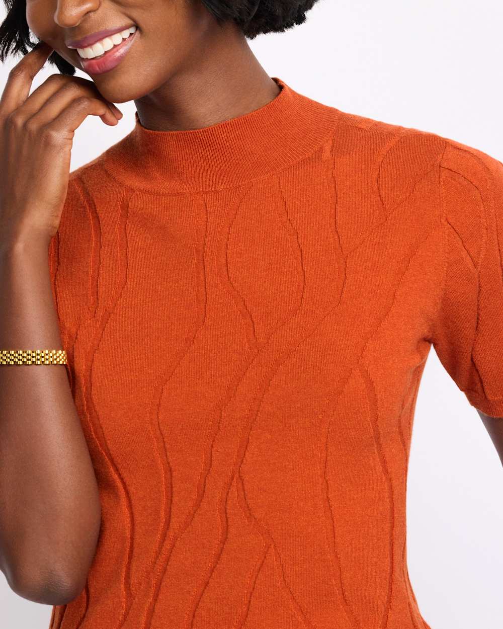 Ellis Short Sleeve Mockneck Sweater Tee