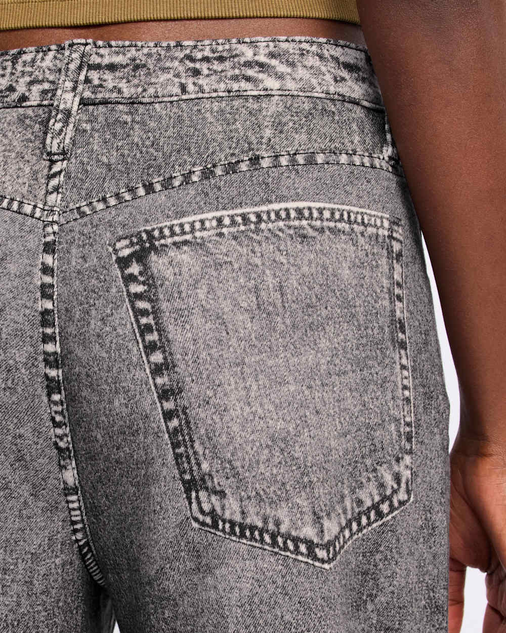 Wide Leg Knit Jean